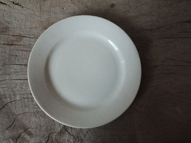 白磁パン皿-2